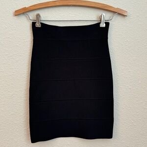 NWT Women’s BCBGMAXAZRIA Simone Skirt Size XS